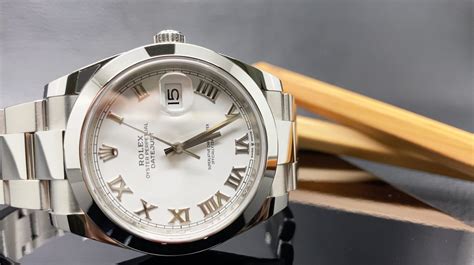 do rolex watches stop when not worn|how to adjust Rolex time.